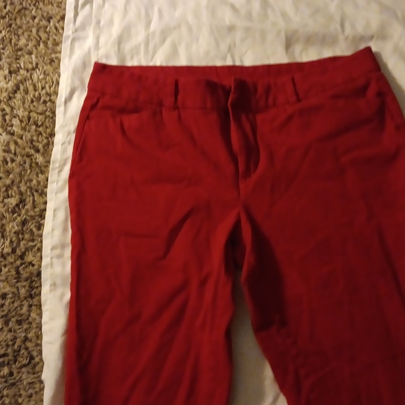 Red 3/4 length casual pants. - Picture 2 of 4